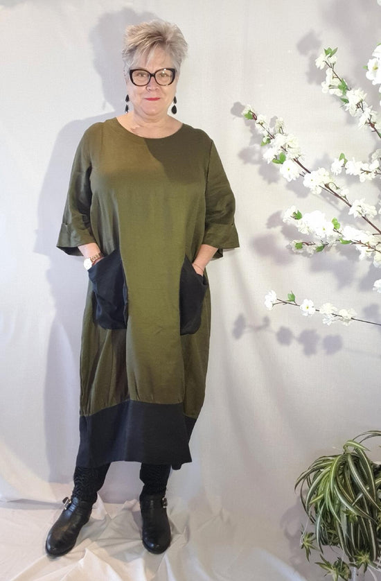 Daisy Linen Dress Round Neck
